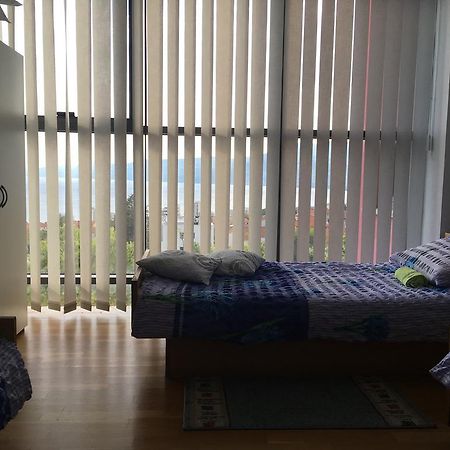 Hostel Ceska Beseda Рийека Екстериор снимка