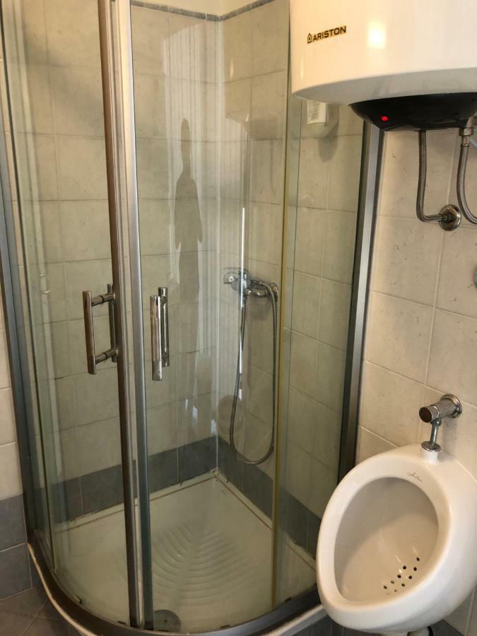 Hostel Ceska Beseda Рийека Екстериор снимка