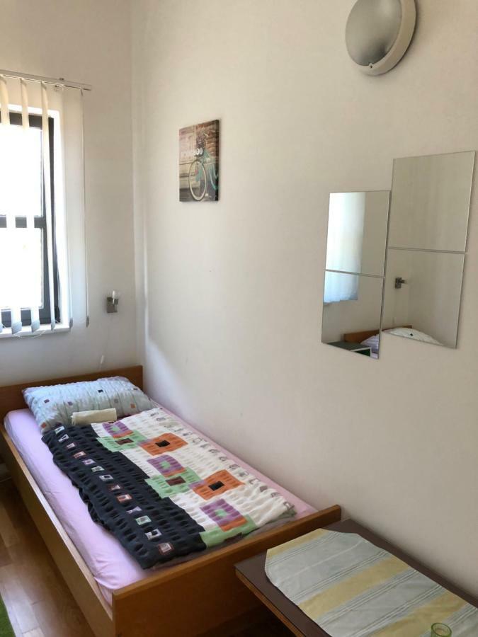 Hostel Ceska Beseda Рийека Екстериор снимка