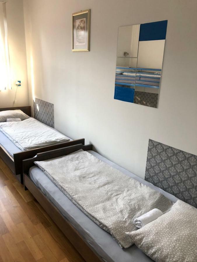 Hostel Ceska Beseda Рийека Екстериор снимка